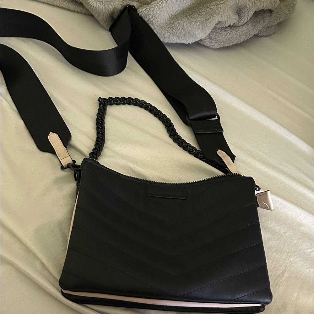 Elegant Black Women's Bag